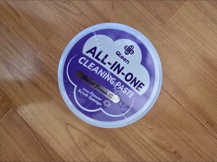 All-in-one cleaning paste